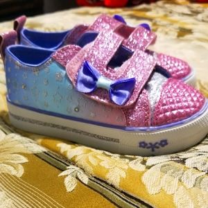 Skechers Girls LIGHT UP shoes